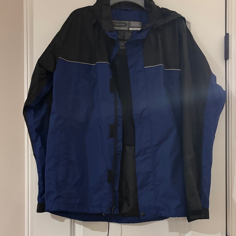 High Sierra Men's Blue and Black Raincoat
